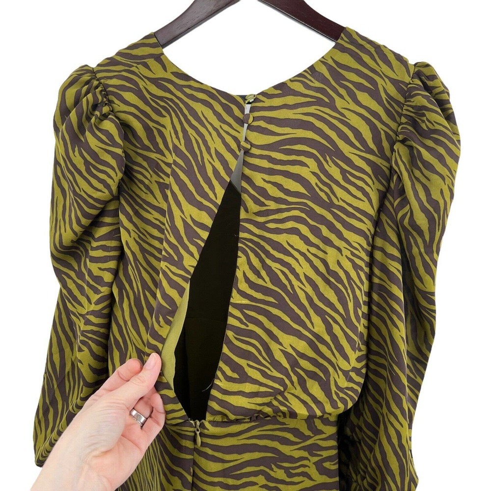 Moon River Anthropologie Tiger Animal Stripe Ruched Green Midi Size M Estimated - Picture 9 of 12